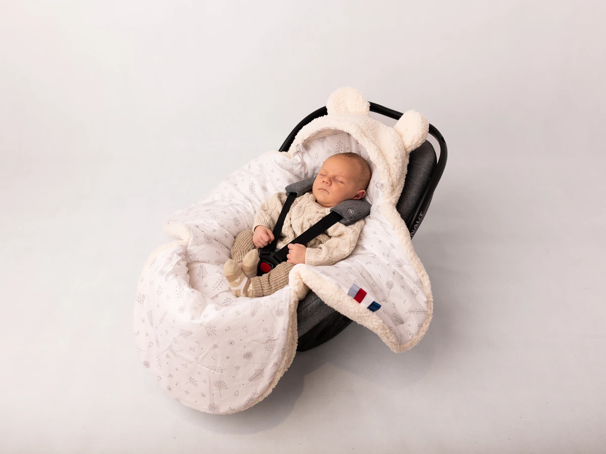  Baby car seat blanket 90×90 cm white Teddy bear Bellochi 1