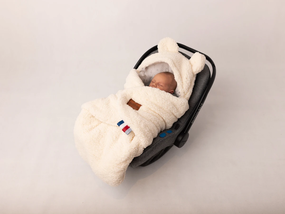  Baby car seat blanket 90×90 cm white Teddy bear Bellochi 3